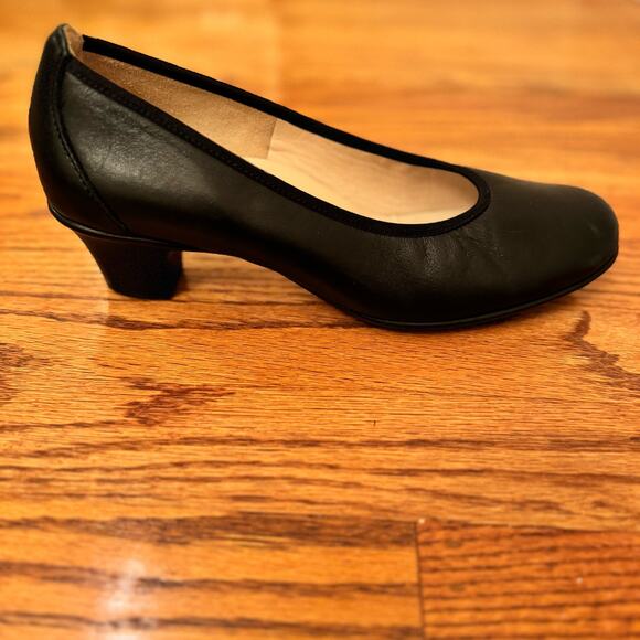 SAS Women’s 8N Narrow Milano Leather Black Slip-On Pump Block Heel Shoe Comfort - Picture 5 of 13